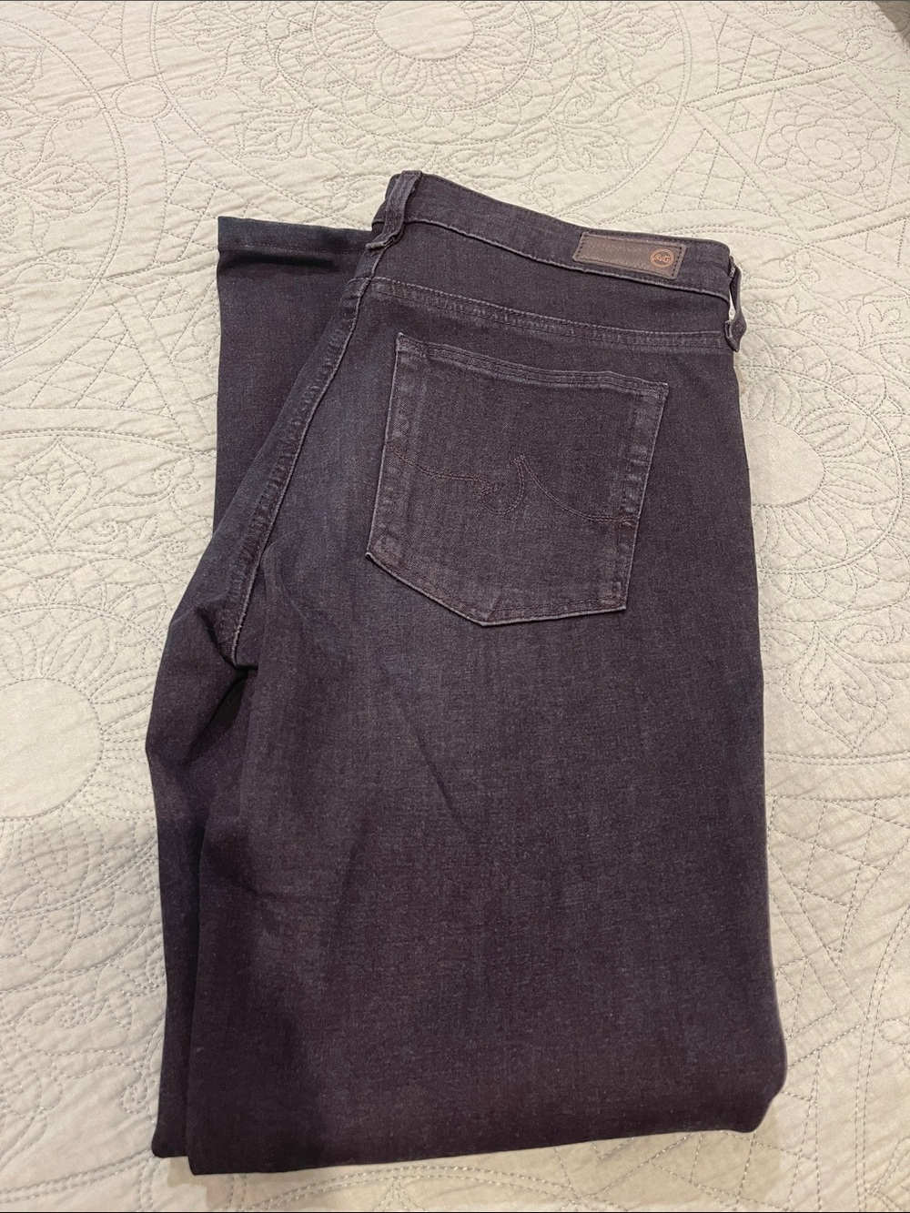 Women’s AG the Prima Cigarette leg dark BlueJeans - Classic Straight Fit size 27